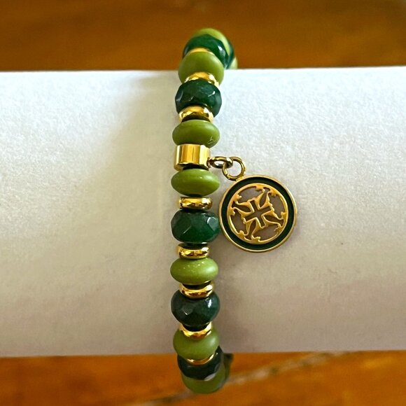 Rustic Cuff  Dark Green Jade Faceted Beads & Silicone Logo Stretch Bracelet - Picture 2 of 4